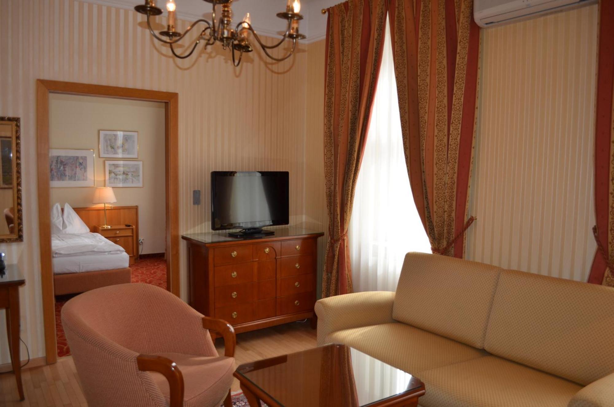 Hotel Jaeger - Family Tradition Since 1911 Viena Habitación foto